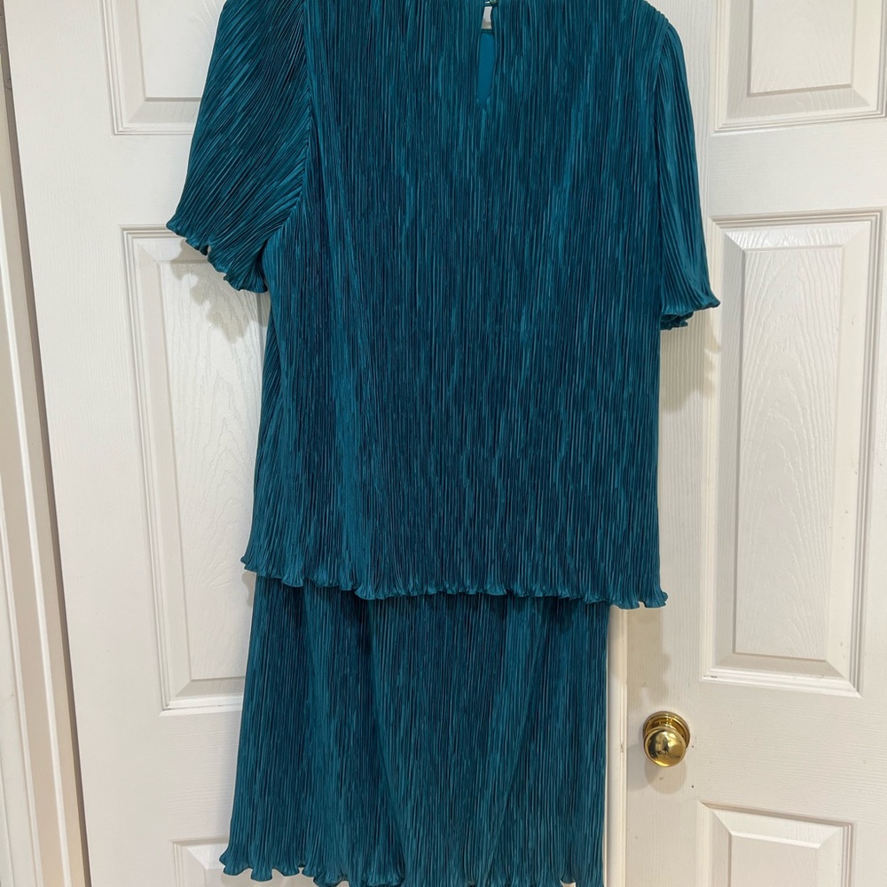 VNG Plisse Tiered Layer Pleated Loose Ruffle Green Dress Mother Of Bride 2XL - Picture 6 of 12